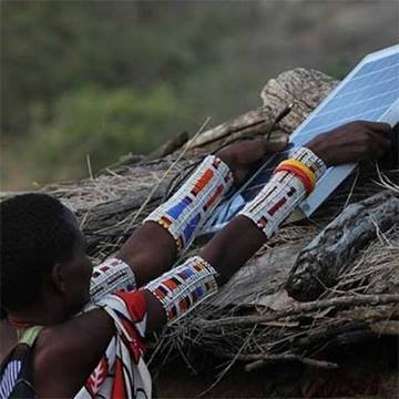 Pripadnice plemena Masaija predvode solarnu revoluciju